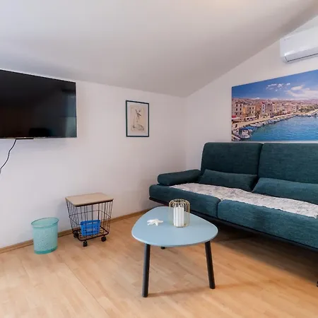 Apartment Vujeva Pag Town